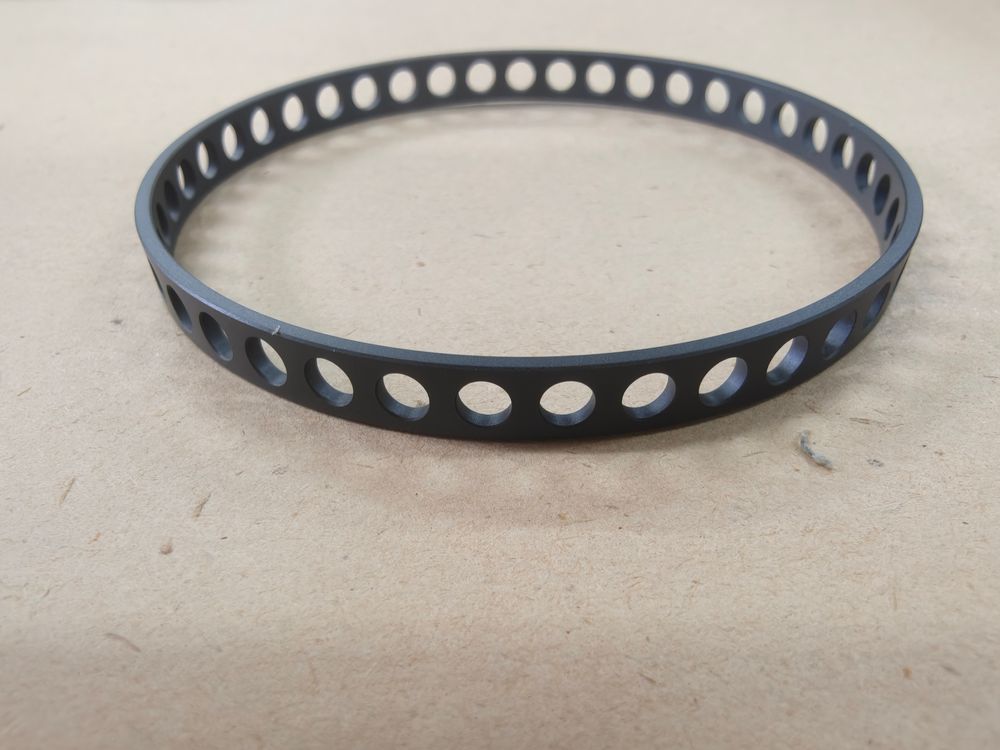 改性聚四氟乙烯保持架